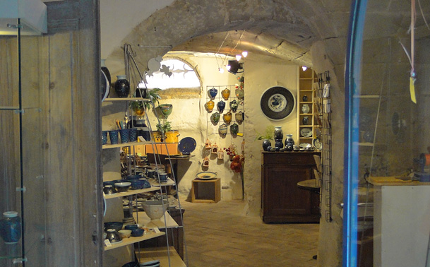 magasin de poterie