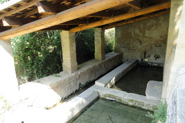 Lavoir sanilhac sagriès